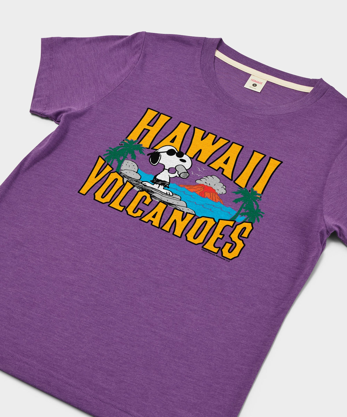 Women's Peanuts Snoopy x Hawaii Volcanoes National Park product image 2